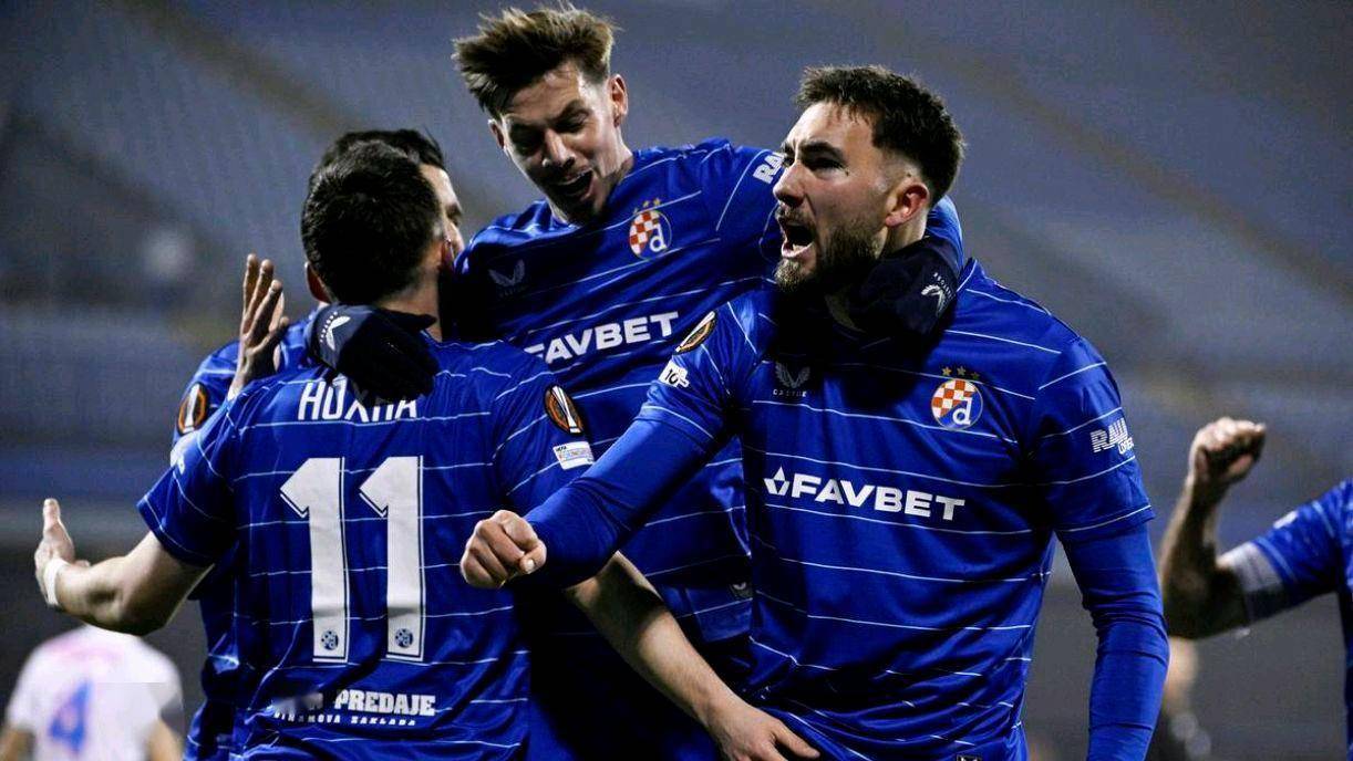 詹姆斯在切尔西比赛中爆冷,挺进下一轮引发热议!的简单介绍 詹姆斯在切尔西比赛中爆冷,挺进下一轮引发热议!的简单介绍