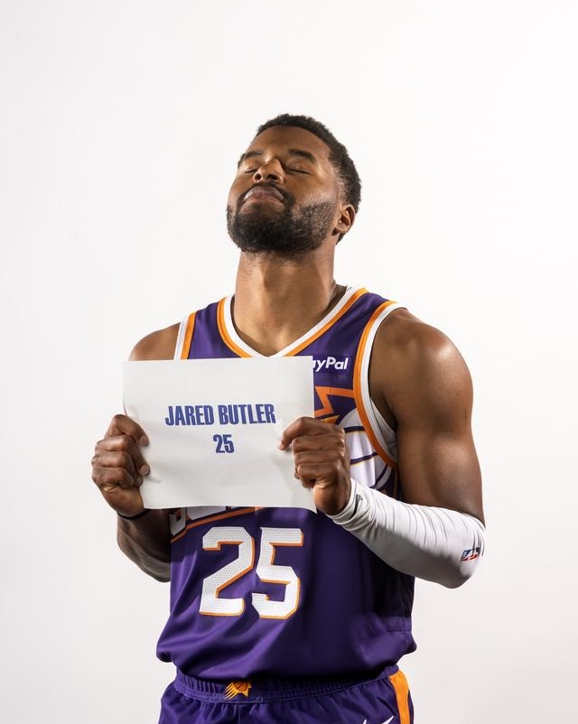 问鼎国际-巴特勒连续十二场比赛得分超过战术调整，篮网挑战极限！的简单介绍