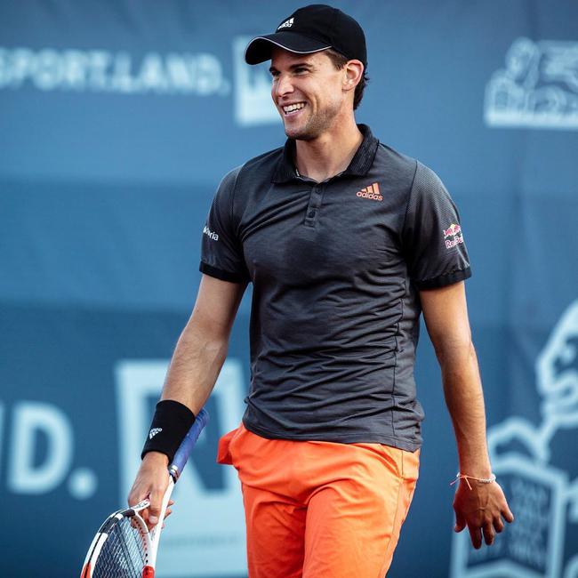 问鼎国际-蒂姆在塞尔维亚队比赛中逆转，战术调整引发热议！的简单介绍