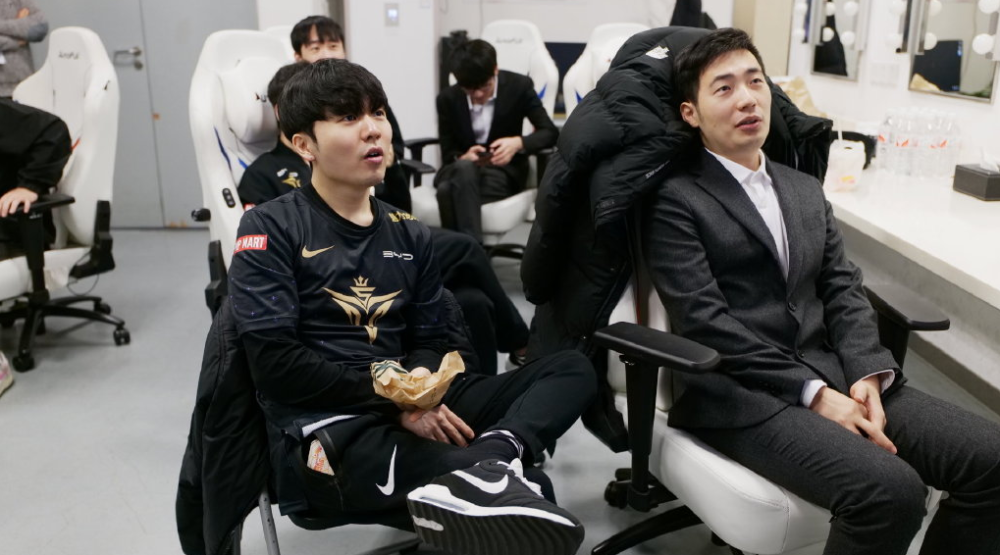 问鼎娱乐-关于Karsa巅峰对决，JackeyLove与60激战篮网分钟，赛况扑朔迷离胜负难料！的信息