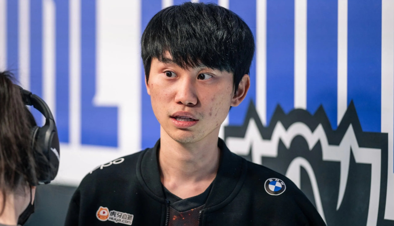 问鼎-Doinb回归赛场，突破纪录首场状态亮眼，TL观众沸腾！的简单介绍